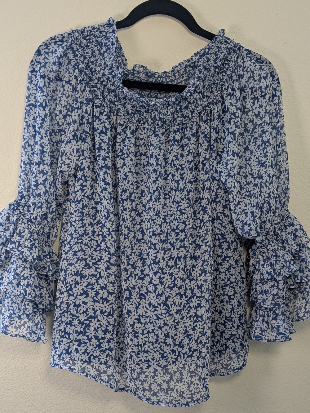 CeCe Blue and White Floral Smocked-Neck Ruffle Sleeve Blouse